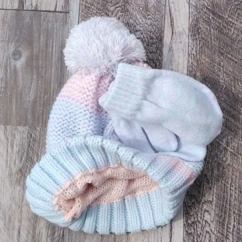 Toddler Girl Warm Winter Hat With Pompom & Gloves Set